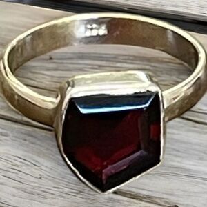 Garnet Rhombus Ring